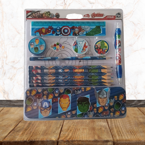 Coffret de coloriages et écritures - Marvel Avengers - 30 pièces